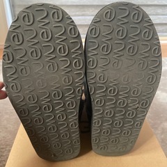 emu ムートンブーツ22cmの画像