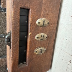 木製アンティークボックス 3スイッチ付きの画像