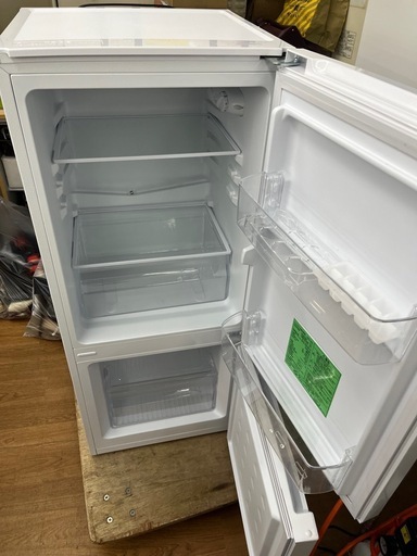 ☆ドリーム荒牧店☆ジモティー割引有☆【クリーニング済】　ヤマダ/2ドア冷蔵庫/YRS-C12H1/117L/2023