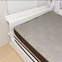 ニトリ　ダブルベッドの画像