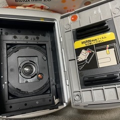 FUJIFILM instax mini 20 チェキ 
本体の画像
