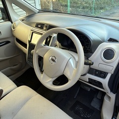 極美車　日産　ニッサン　デイス　360℃カメラ　シートヒーター付き　アイドリングストップ　燃費もリッター20km♪内外装綺麗　の画像