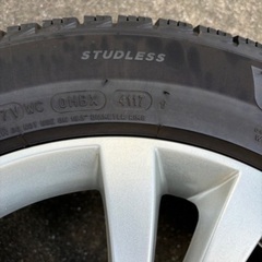 タイヤ　ホイール　アルファロメオ　スタッドレスタイヤ　4本の画像