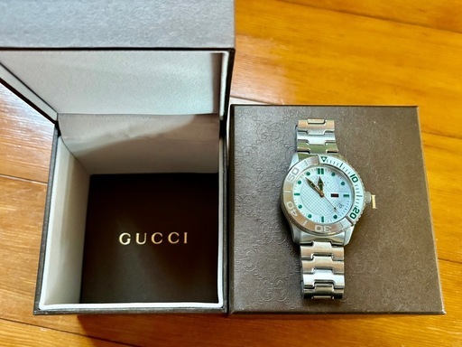 GUCCIメンズ腕時計