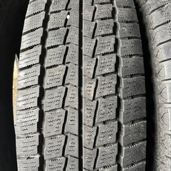 無料です　ハイエース、キャラバン等に　195/80R15 107/105L LT×4本　ハンコック・ウィンター RW06 スタッドレスタイヤのみ　夏用にもの画像
