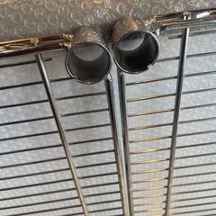 【引き取り限定】中古品　メタルラック2段②　 キャスター付き　棚板758×455×30（㎜）　ポール700（㎜）　の画像