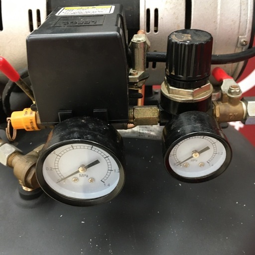 【中古】【店頭引取限定】　ASTRO PRODUCTS　アストロプロダクツ　AP040962　コンプレッサー　100V　25,300円