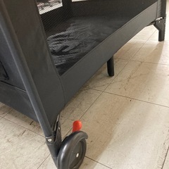 KATOJI 折りたたみベビーベッドの画像