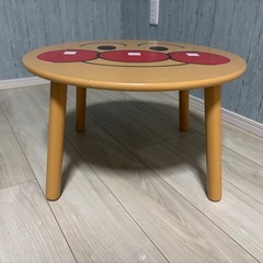 アンパンマン机の画像