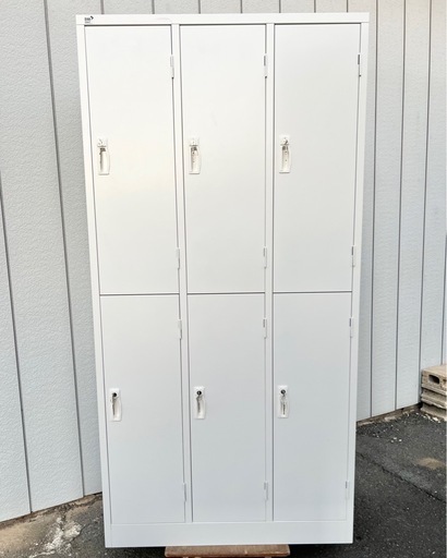 美品■6人用ロッカー 鍵付 AKL-W6■オフィスロッカー 更衣用ロッカー スチールロッカー■オフィス家具 (約)幅900 奥行515