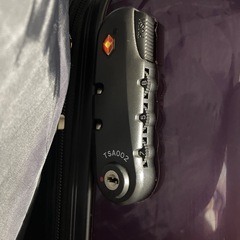 キャリーケースの画像