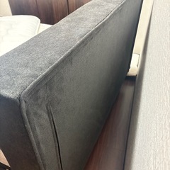 【受け渡し予定者様決定済み】スタイリッシュなセミダブルベッド　ダークグレーの画像