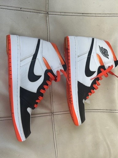 AirJordan1エレクトロオレンジ26センチ値段相談あり