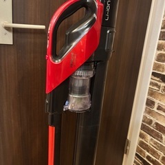 HITACHIコードレス掃除機　スタンド付きの画像