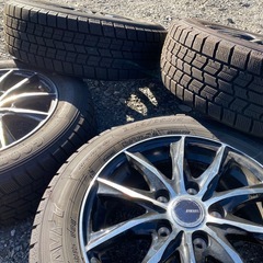 ※1/18まで20%OFF【美品】スタッドレスタイヤ　４本　ホイール付の画像