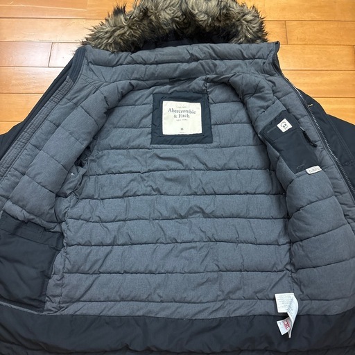 Abercrombie＆Fitch  ダウンジャケット 黒