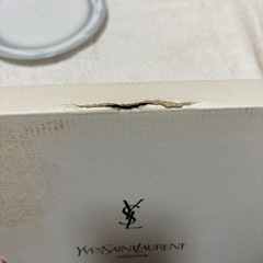 【新品未使用】イブサンローランの平皿の画像