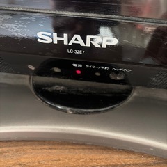 32型TV とTV台の画像