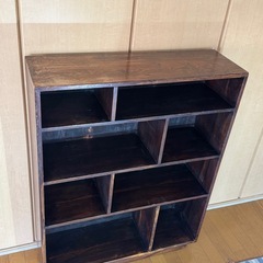 しっかりした棚の画像