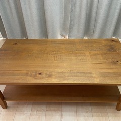 【値下げ】木製のローテーブル（棚付き）の画像
