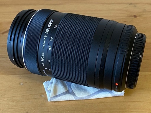 35mm換算600mm望遠ズーム M.ZUIKO DIGITAL ED 75-300mm f4.8-6.7