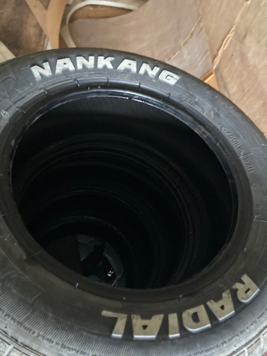 ナンカン　タイヤ　215 60 r15 4本セット