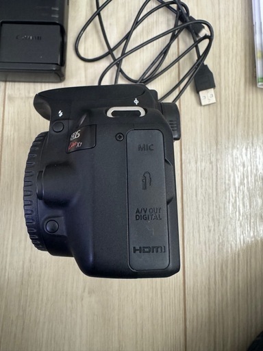 Canon ダブルズームキット　EOS Kiss X7