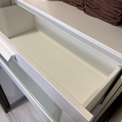 IKEA  引き出し　タンス　白の画像