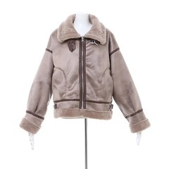 値下げしました‼️リバーシブル ムートン風ジャケットの画像