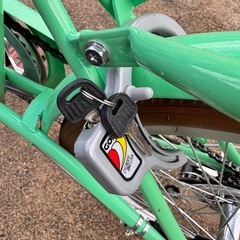 折りたたみ自転車20インチの画像