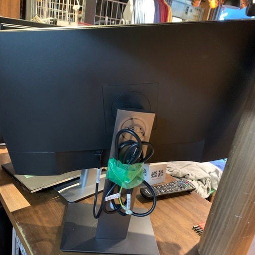 DELL ディスプレイ　モニター P2720DC 27インチ　3K