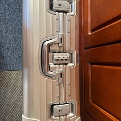 リモワ　RIMOWA 旅行用 スーツケースの画像