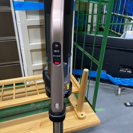 J16  HITACHI充電式掃除機