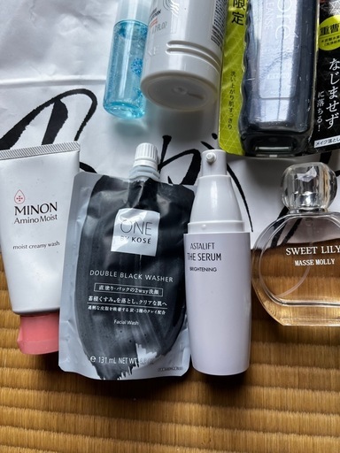 新品～中古(使用少)　化粧品　まとめ売り　20点 1/14 スキンケアやコロン？などまとめ売り (小鳥遊) 糟屋のヘアケアの