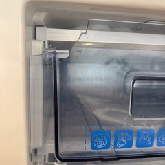 冷凍庫100Lの画像