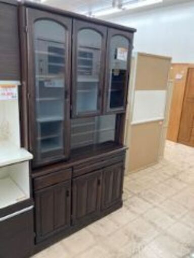 ID:021704食器棚3面※下段内部はがれ/右側面後ろ側キズ (生活館 糸満店
