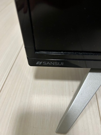 SANSUI（サンスイ）の39型液晶テレビ「MODEL: SCM39-BW1」 (しいたけ