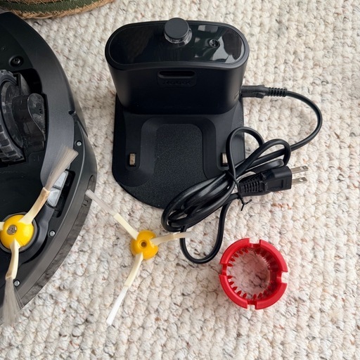 iRobot Roomba ロボット掃除機本体 充電ドック、新品備品付き