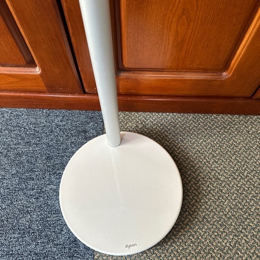 Dyson V11 ダイソン純正スタンド (Tetsu ) つくばの生活家電《掃除機
