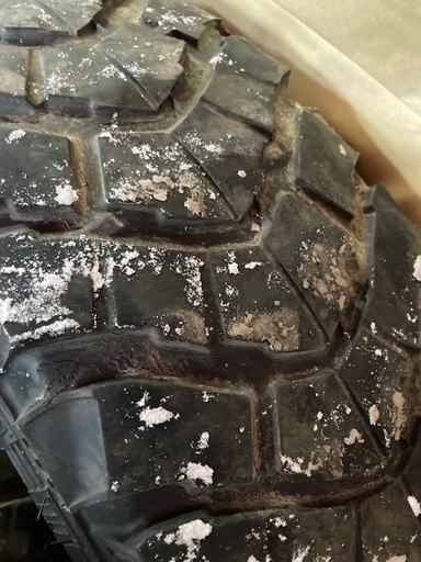 235/85r16  ジムニーアルミ　4本