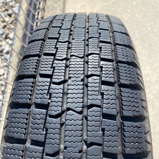 スタッドレスタイヤ＆ホイール4本セット (yumibuu) 仏生山のタイヤ