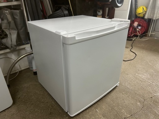 マクスゼン maxzen 1ドア冷蔵庫 JR046ML01WH 2024年中古 (りゅーた