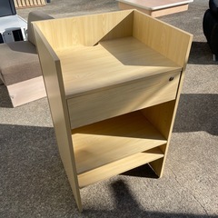 店舗什器　受付テーブル
の画像