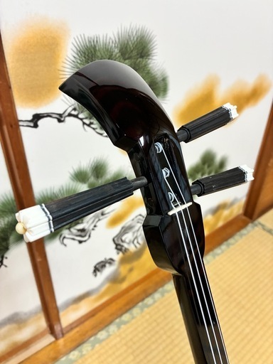 沖縄三線黒木上質コクタン！江戸ユナー型！本蛇皮一枚張り！⑤ (ちょこ