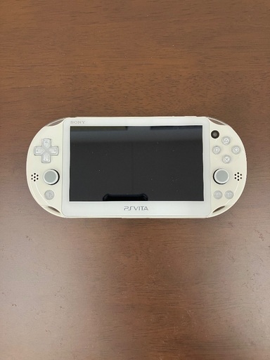 【トレファクマーケット久喜店】SONY　PSVITA　PCH-2000[PSVITA]