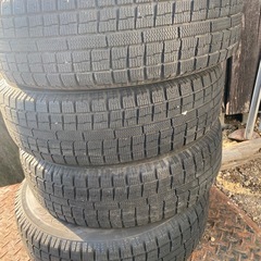 スタッドレスタイヤ　4本の画像