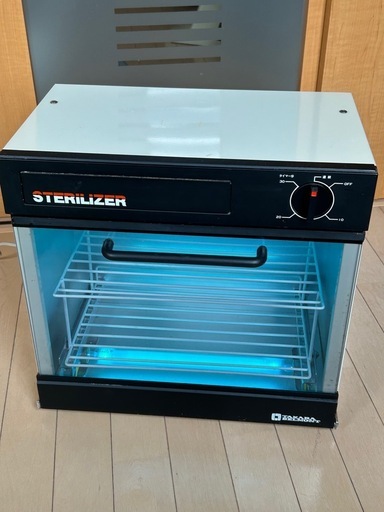 タカラベルモント 消毒器　STERILIZER Sterilizer UV-21（小型消毒器） | 全医療器