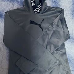 PUMA　adidas　パーカー　170㌢ぐらいの方に！　美品の画像