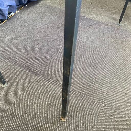 19万円半年使用美品boconceptエクステンション丸テーブル机無印unico