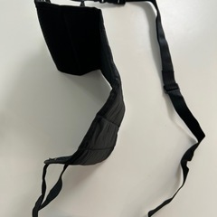 フットレスト フットハンモック　飛行機 機内 ／ 車 ／ 高速バス ／ 新幹線 など対応タイプ 足置き収納袋付き リラックスグッズの画像